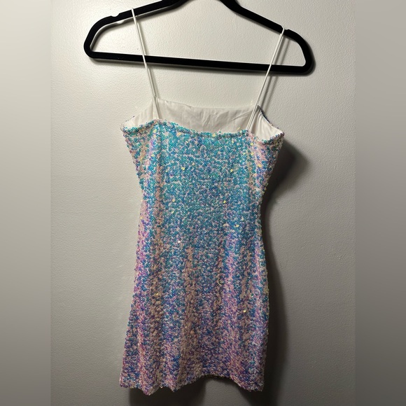 NWT Windsor Sequin Mini Dress Medium White Rainbow Glitter Party Club Bride Glam - Picture 5 of 15